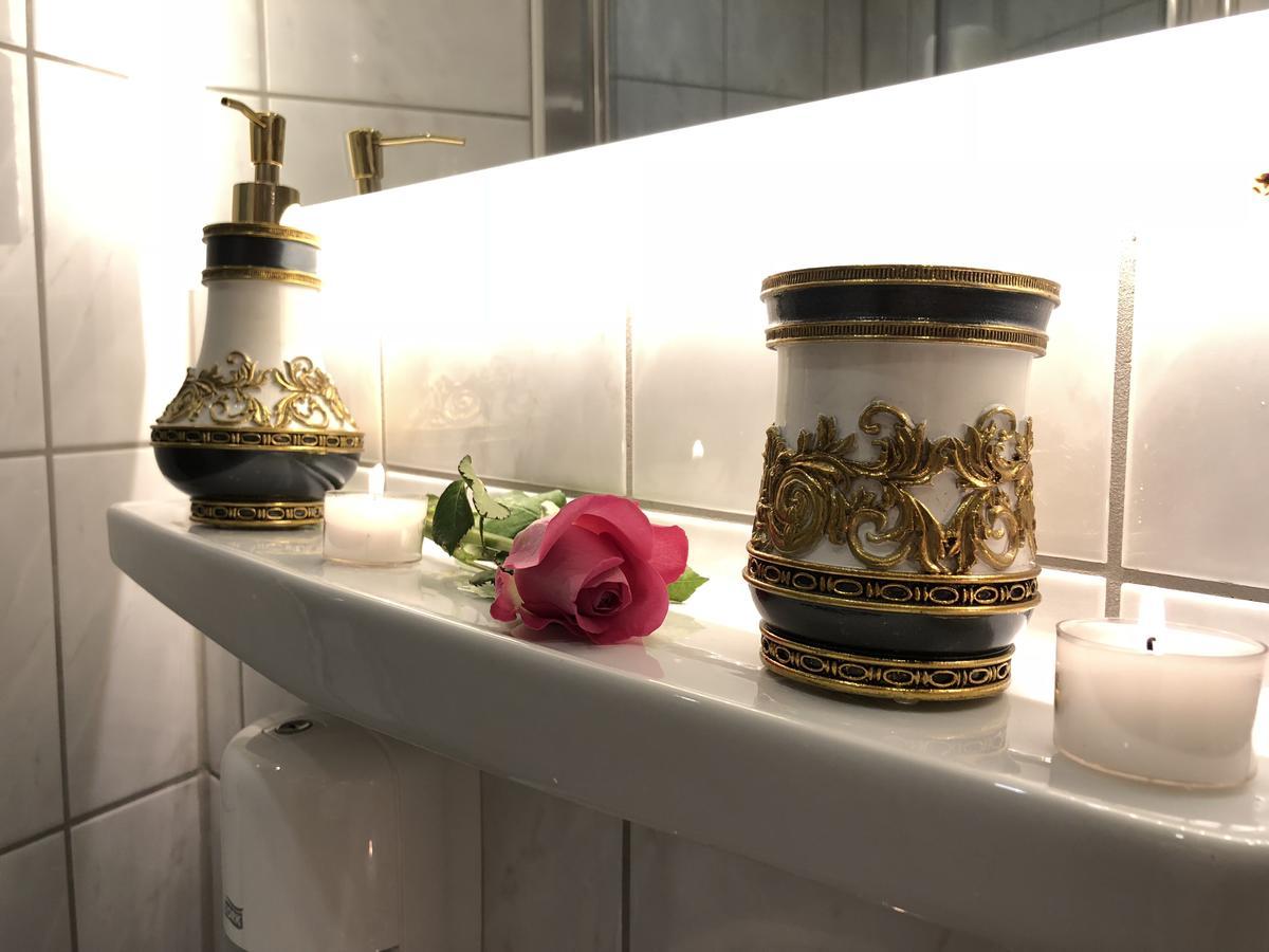 Golden Gapa Deluxe Studio Apartment 20 加爾米施-帕滕基興 外观 照片