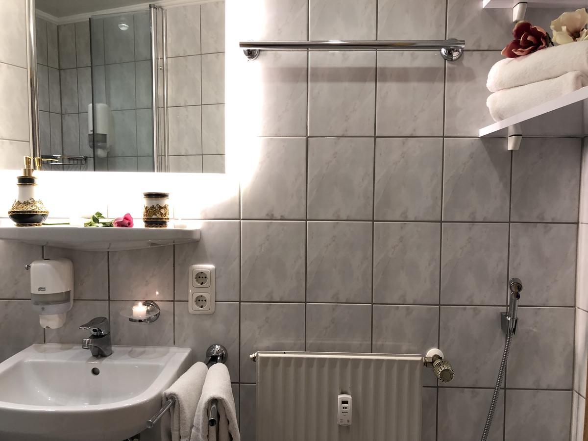 Golden Gapa Deluxe Studio Apartment 20 加爾米施-帕滕基興 外观 照片