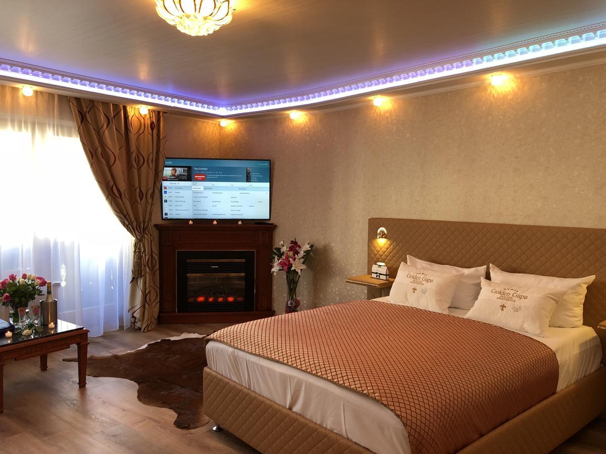 Golden Gapa Deluxe Studio Apartment 20 加爾米施-帕滕基興 外观 照片