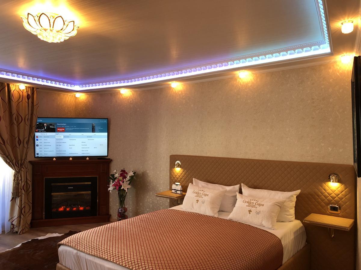 Golden Gapa Deluxe Studio Apartment 20 加爾米施-帕滕基興 外观 照片
